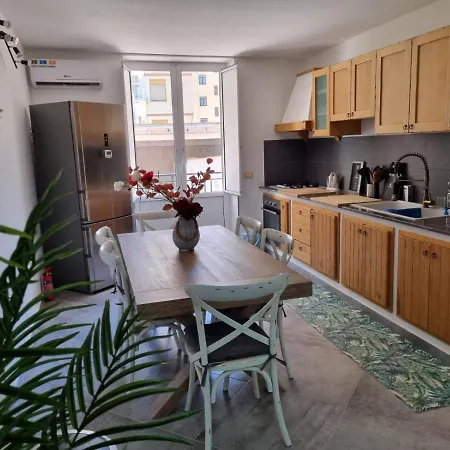 Apartment Decollati House *